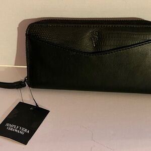 Simply Vera Vera Wang Signature Wallet Blacl NWT